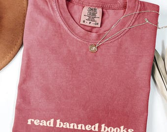Read banned books tee bookish girlie Hot girls read books shirt banned books club book tok shirts smut reader book club bookish clothing