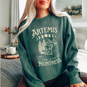 Artemis Goddess Sweatshirt Comfort Colors Greek Mythology sweater Dark Academia clothing, Poet Shirt Bookish Gift For Book Lover bibliophile