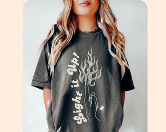 Light it Up Crescent City Comfort Colors tee, Bryce Quinlan House of Earth and Blood shirt HOSAB Lunathion SJM merch Ruhn Danaan Starborn
