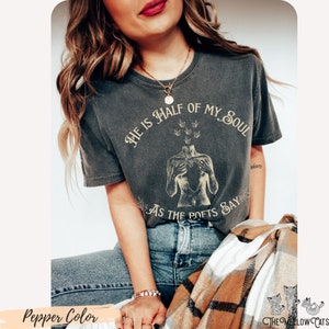 As the Poets Say Il est la moitié de mon âme T-shirt Comfort Colors® T-shirt Achille et Patrocle T-shirt Dark Light Academia Cadeau The Song of Achille image 2