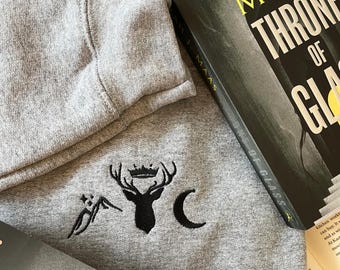 SJM embroidery sweatshirt MAAS universe Crewneck Sweater ACOTAR Throne of glass Crescent City embroidered shirt Lunathion Velaris Terrasen