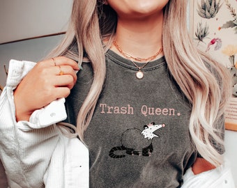 Trash queen Possum shirt Comfort Colors® tee, Opossum tshirt apparel gift, Possum Crewneck Wildlife Nature Lover, Funny Street Cat t-shirt