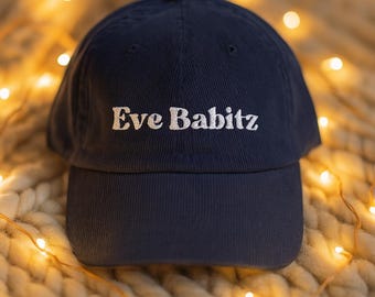 Gorra de pana bordada de Eve Babitz para chica literaria, ajustable, vintage, desestructurada, estilo amante de los libros