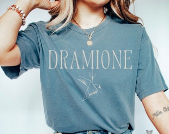 Chemise Dramione Manacled Comfort Colors, T-shirt vintage Wizard School, Merch Booktok Fanfiction Booktok, Cadeau de vêtements Dark Academia pour les lecteurs