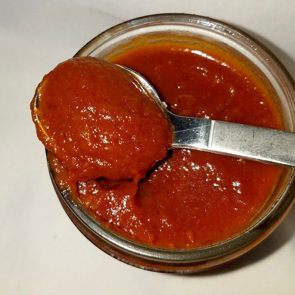 Tangy bold keto BBQ sauce, 1g net carb per 2Tbl, sugar free, low carb, diabetic friendly, tangy-sweet taste