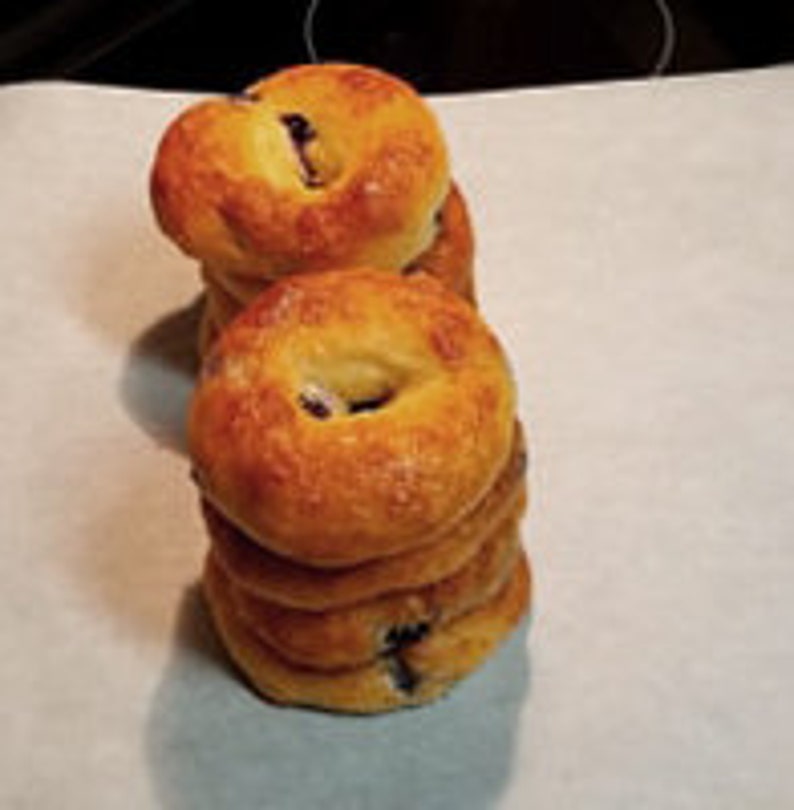 Keto blueberry bagels low carb sugar free 5g of net carbs Etsy