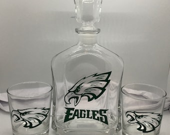 Personalized Philadelphia Whiskey Set, Eagles Barware for Man Cave, Whiskey Decanter Set, Football GiftLover Gift