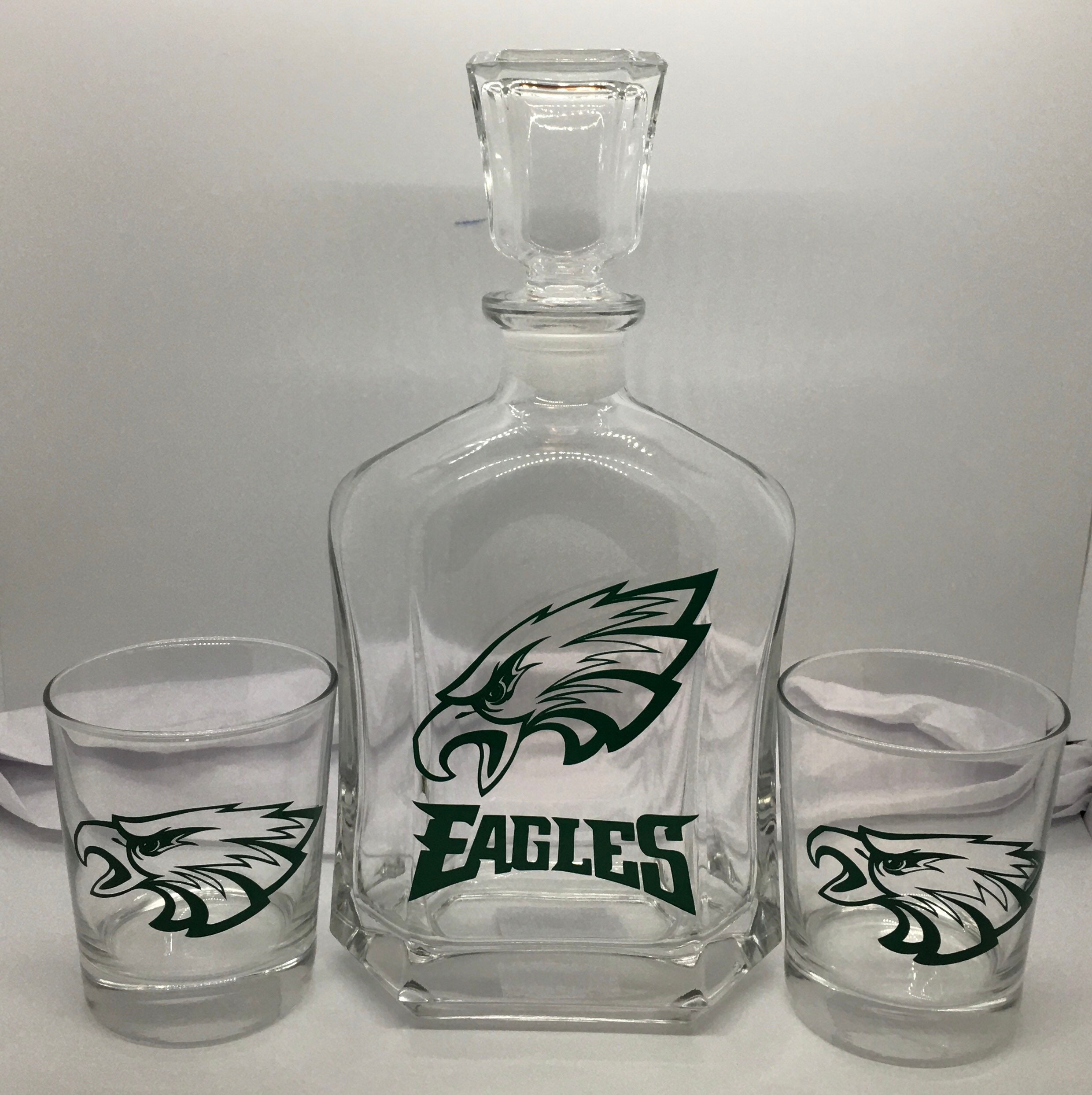 Absolut Vodka with Philadelphia Eagles Pint Glass Gift Set