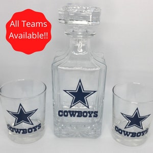 Personalized Whiskey Gift/Sports Fan Gifts/Man Cave Gift/Gifts for Him/ Whiskey Lover Gift/Whiskey Decanter Gift Set/Christmas Gifts