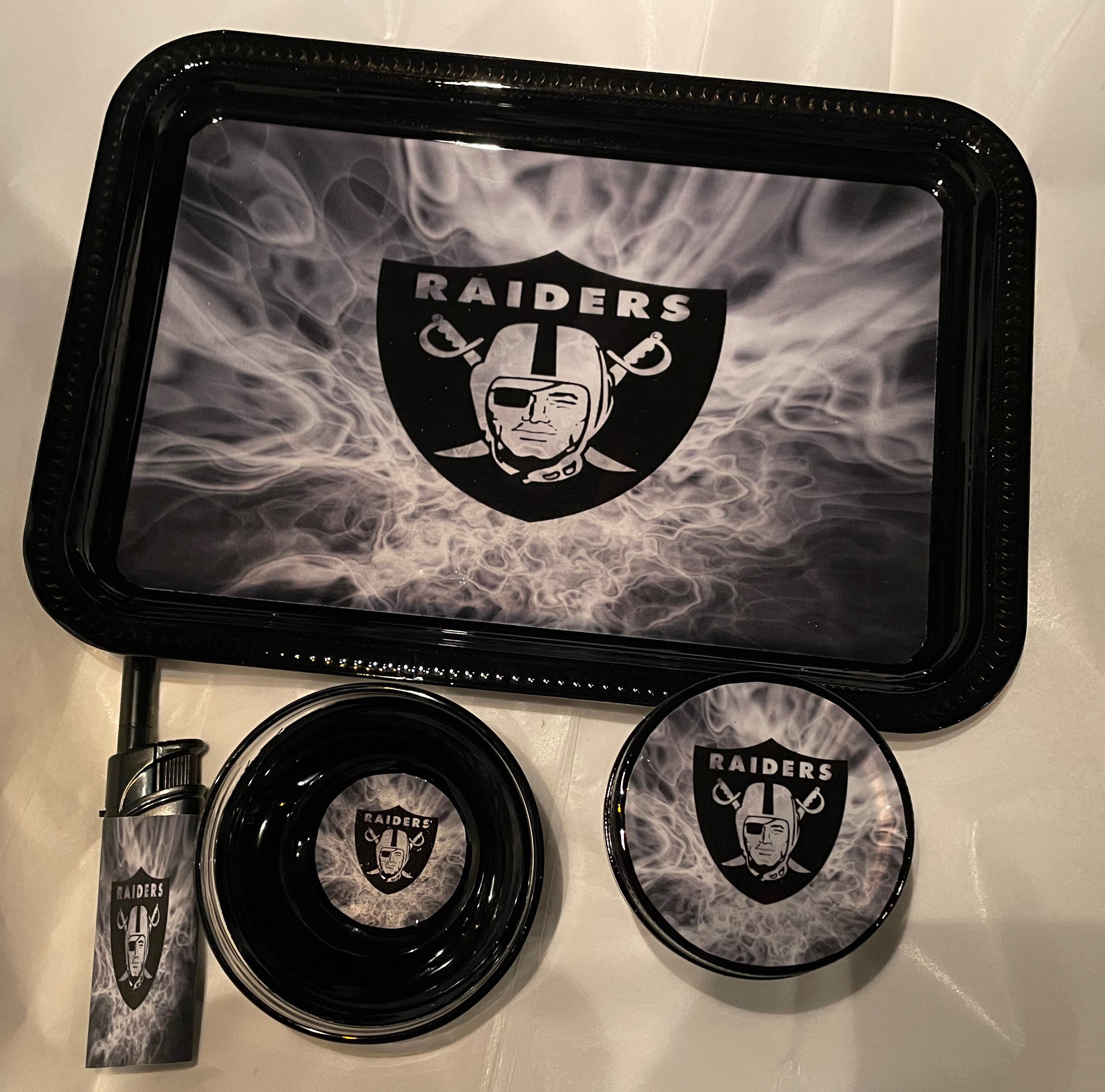 Las Vegas Raiders Metal Distressed Bottle Cap Sign – Fan Treasures