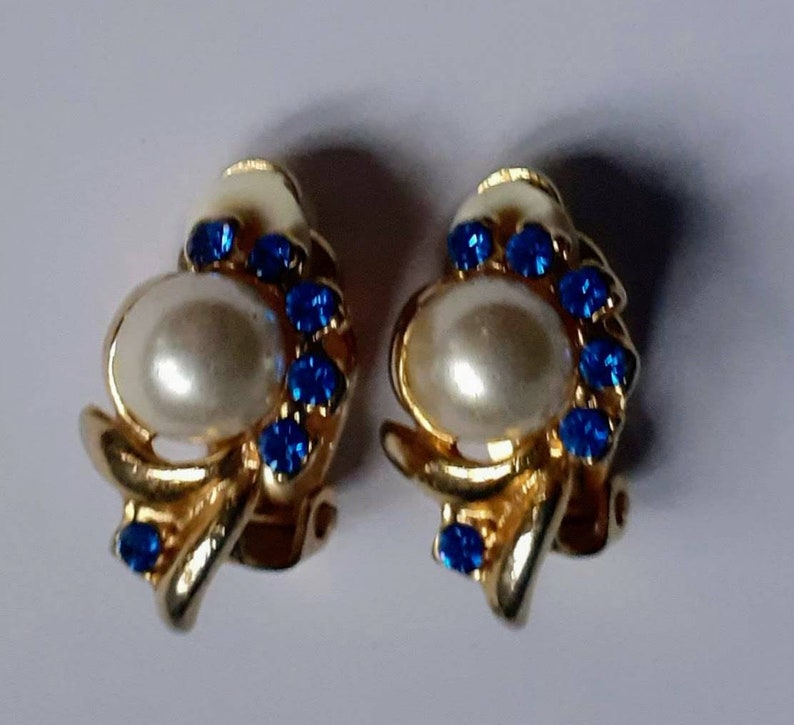 gift woman classic MOTHERS DAY a gift free Pearl earrings new bridesmaid gift perfect condition