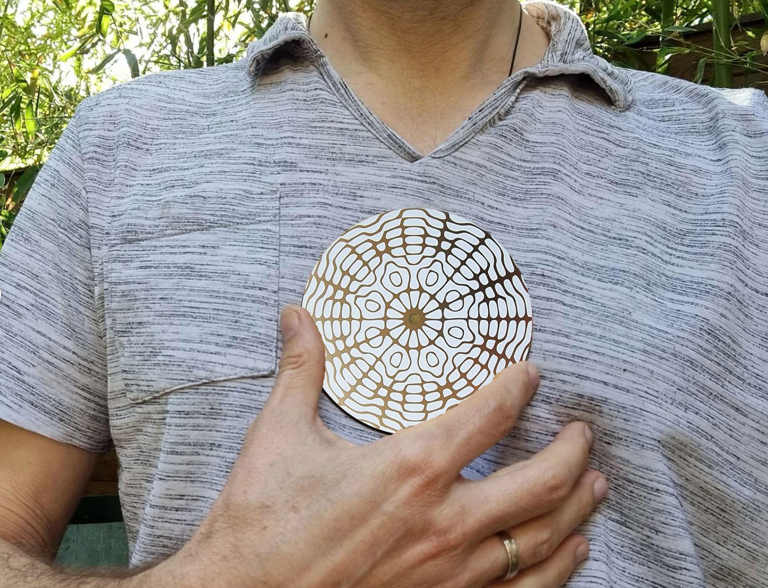 Cymatic Disc 174 Hz 2-sided Stress Relief, Gold/copper, Beeswax