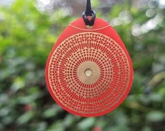 Cymatic Pendant 432 Hz red, chant OM musical note A, stress reduction, serenity. Copper gold beeswax