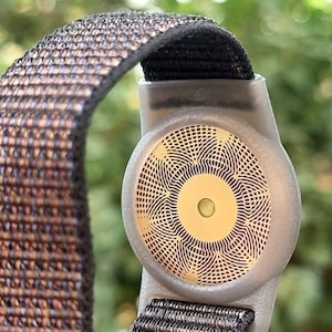 Cymatic Black Bracelet 432 Hz, 888 Hz, or 963 Hz - Gold Cymatic Black Bracelet 432 Hz, 888 Hz, or 963 Hz - Gold