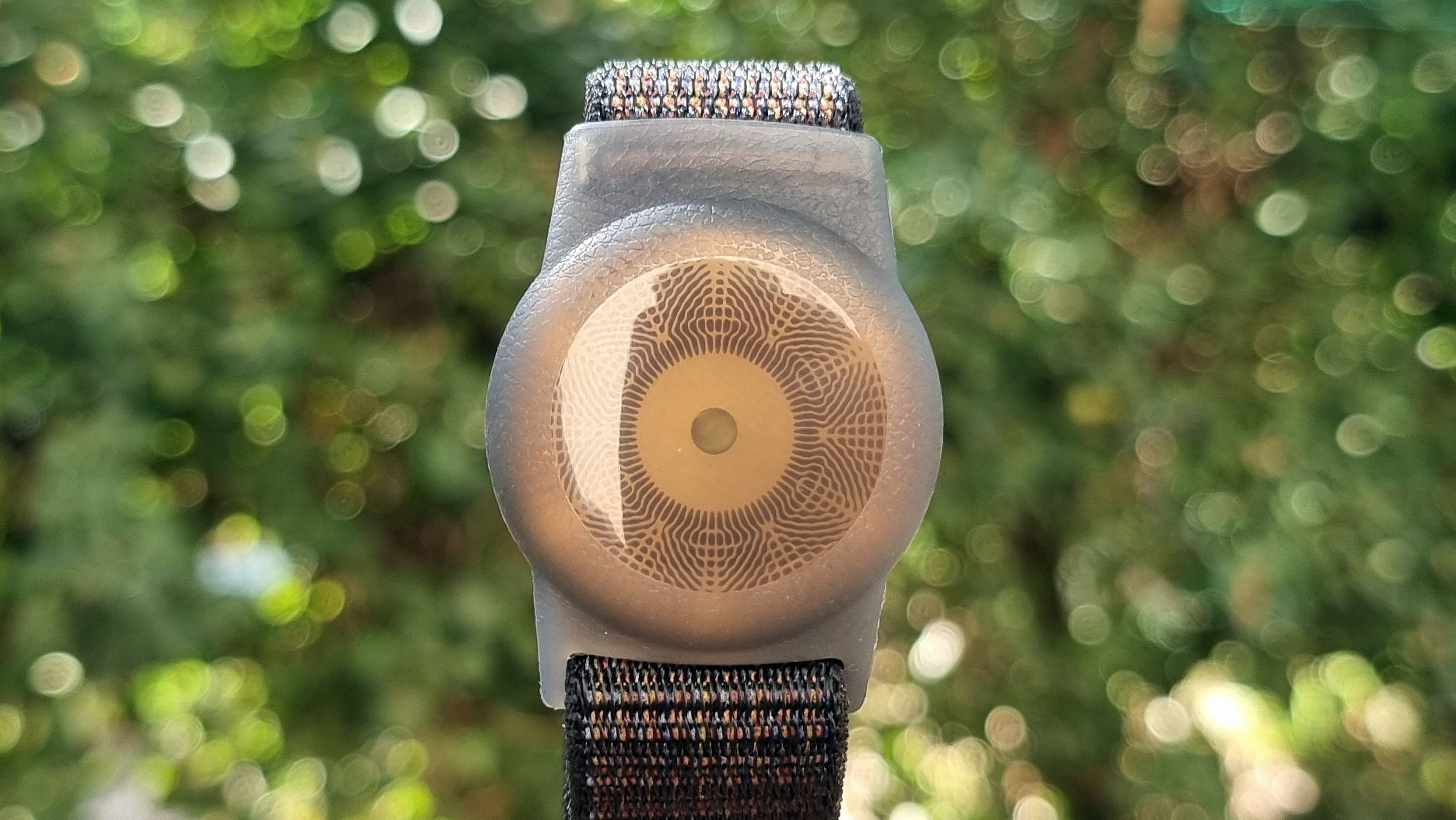 Cymatic Black Bracelet 432 Hz, 888 Hz, or 963 Hz - Gold
