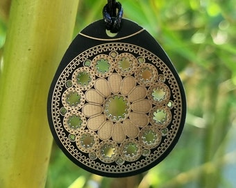 Chartres Cathedral Rosette Pendant 2-sided, gold/copper - passive emitter with resonant cavities