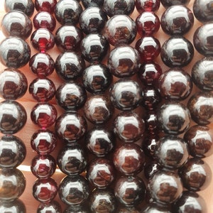 grenat rouge 22 à 60 perles naturelles 6 et 8mm image 1