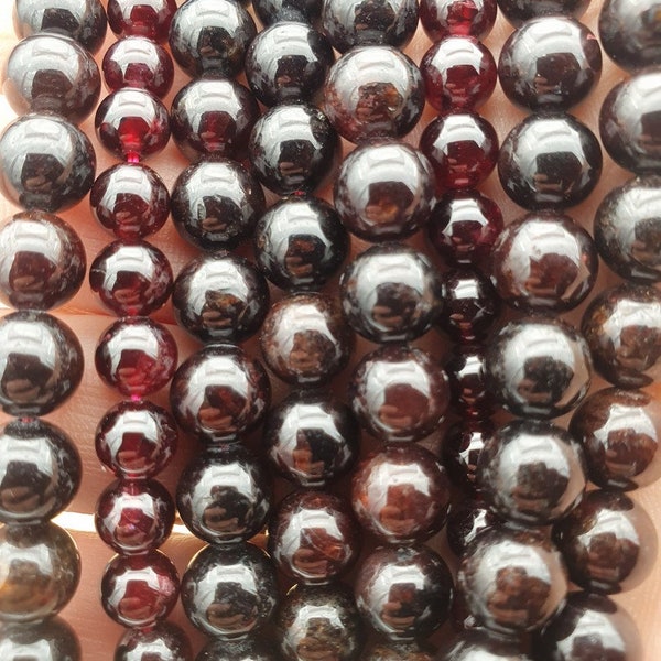 grenat rouge 22 à 60 perles naturelles 6 et 8mm