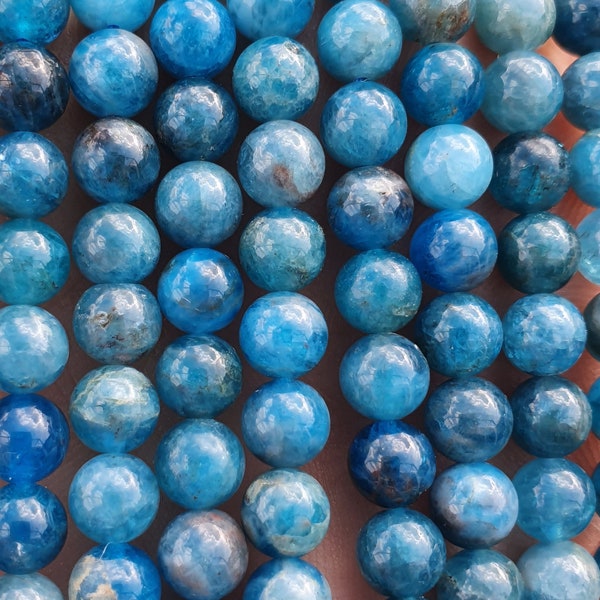 apatite bleue 22 à 60 perles naturelles 6 et 8mm