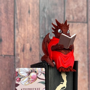 Reading Dragon Shelf Sitter | Bookshelf Decor | Bookish Gift for Book Lovers | 3D Printed Booktok Merch image 1