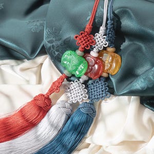 Korean traditional accessories,hanbok accessories,박쥐노리개,norigae