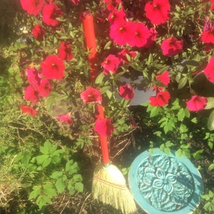 Red handle children’s broom