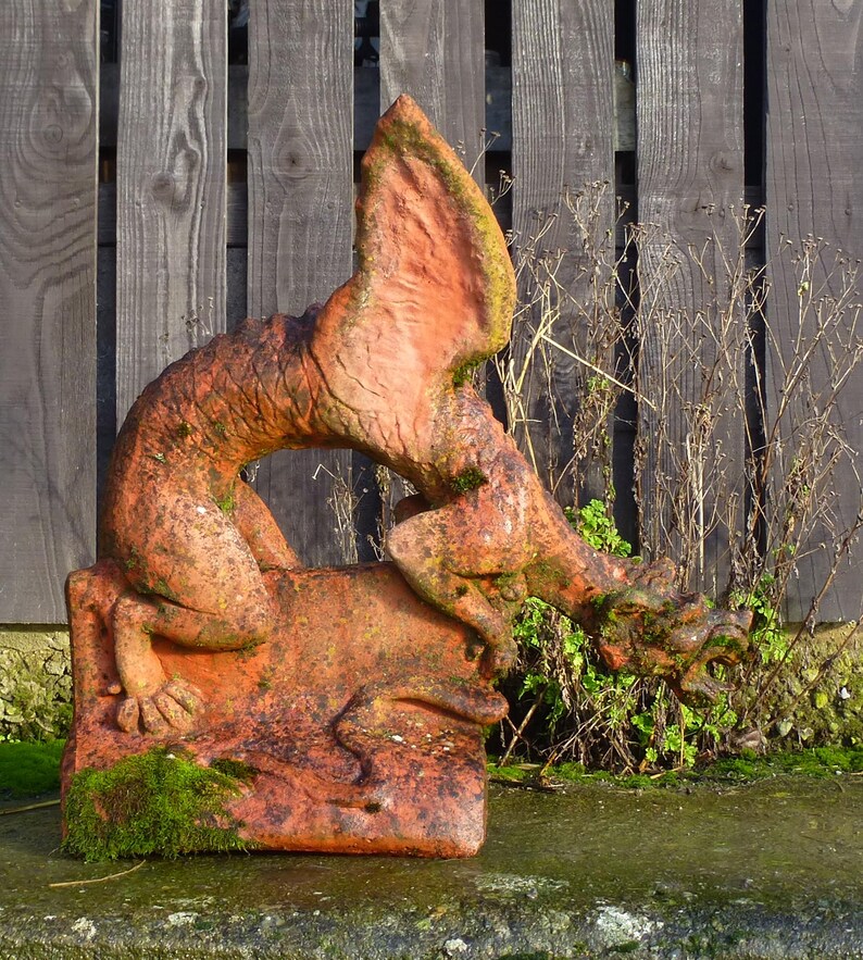 Large Dragon Ridge Tile. Victorian Copy. Collection Only - Etsy UK
