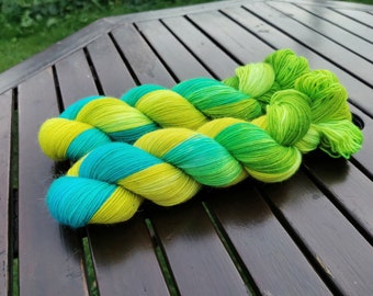 SPOOKY COCKTAIL - Hand dyed yarn - Merino/Mohair/Nylon Blend - 4ply Sock Weight - 100g/400m - Gift for knitter or crocheter