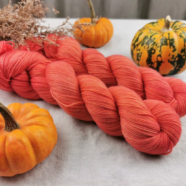 CRAZY PUMPKIN - Hand dyed yarn - Merino/nylon Blend - 2ply Sock Weight - High Twist - 100g/425m - Gift for knitter or crocheter