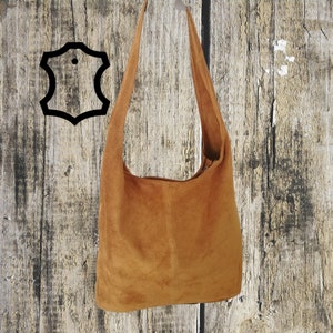 Women's leather tote bag with camel collar image 1