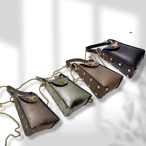Borsa piccola a tracolla per cellulare, in pelle, custodia in pelle per smartphone, tracolla dorata, chiusura a farfalla