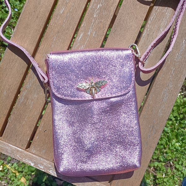 Pochette pour smartphone en cuir irisé, motif "Papillon"