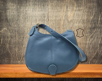 sac besace en cuir souple  pour femme, sac besace bandouliere bleu ciel