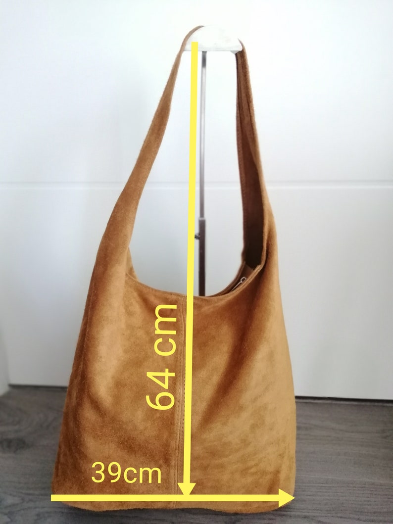 Women's leather tote bag with camel collar image 3