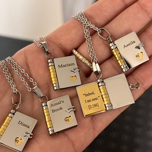 Collar con libro, collar con medallón de libro, medallón personalizado, regalo personalizado, regalo de libro, regalos para amantes de los libros, accesorios de libros, regalo para hermana