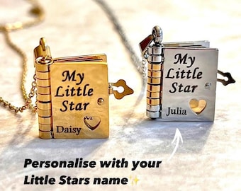 My Little Star Buch-Halskette Personalisiert - Gravur Für Tochter Von Mama & Papa