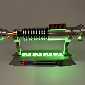 Lichtschwertständer mit LED-Licht (grünes Licht Stahl Finish)