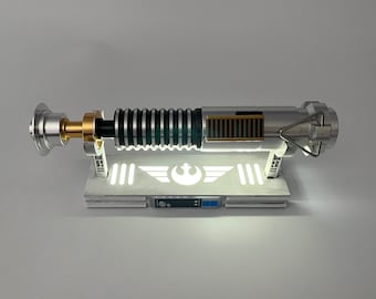 Suporte de exibição de sabre de luz inspirado no piloto Rebel X-Wing com luz LED