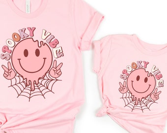 Mama and me Halloween, Retro Distressed Spooky Season Mama shirt, Halloween Mommy and Me Outfits, Halloween Family Matching Sibling, Mom Me