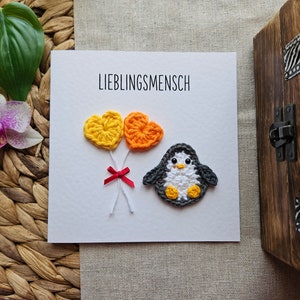 Favoriete persoon - wenskaart, gefeliciteerd, beste wensen, dierenmotief, pinguïn, egel, ballon, vriendschap, gehaakt, kleurrijk, vintage