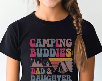 Camiseta infantil "Amigos de Acampamento": Camisetas combinando para pai e filha