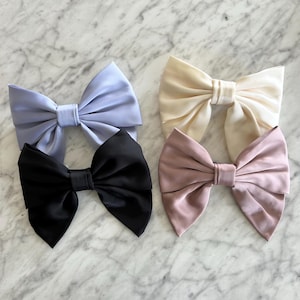 Klassische Satin Haarschleife/ Damen Luxus Haarschleife