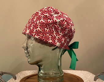 Christmas Peppermint Print Pixie Scrub Cap with Green Ribbon