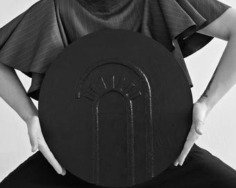 Black Textured Round Wall Art: Modern Minimalist Home Decor