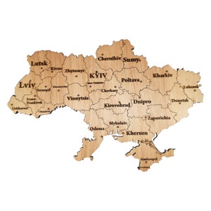 Mapa de recuerdo magnético de Ucrania grabado con láser