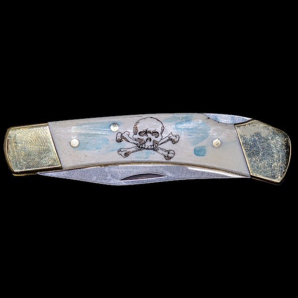 Etched Skull and Crossbones Colored Scrimshaw Collection Large Pocket Knife.  Personalization Option.