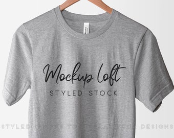Sportlich Heather Grey Bella Canvas 3001 Mockup | Graues T Shirt Mockup | Hängendes T-Shirt Mockup | SKU T0551