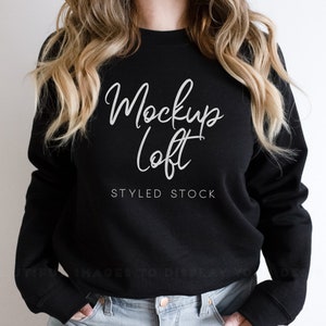 Modell Mockup Schwarz Sweatshirt | Crewneck Mockup | HerbstPullover Mockup | Winterpullover Mockup | SKU T0325