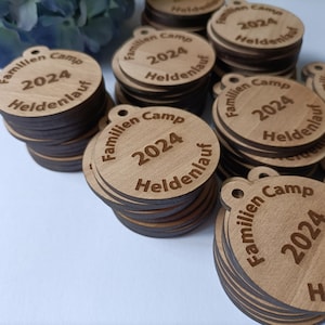 Etiquettes en Bois Personnalisées - Identificazione degli inviti e dei loghi delle imprese