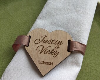 Wedding favors tags, Wooden tags, SET of 25 Custom engraved circle tags, Personalized Wooden Tags, Wedding table name ,Laser cut place cards